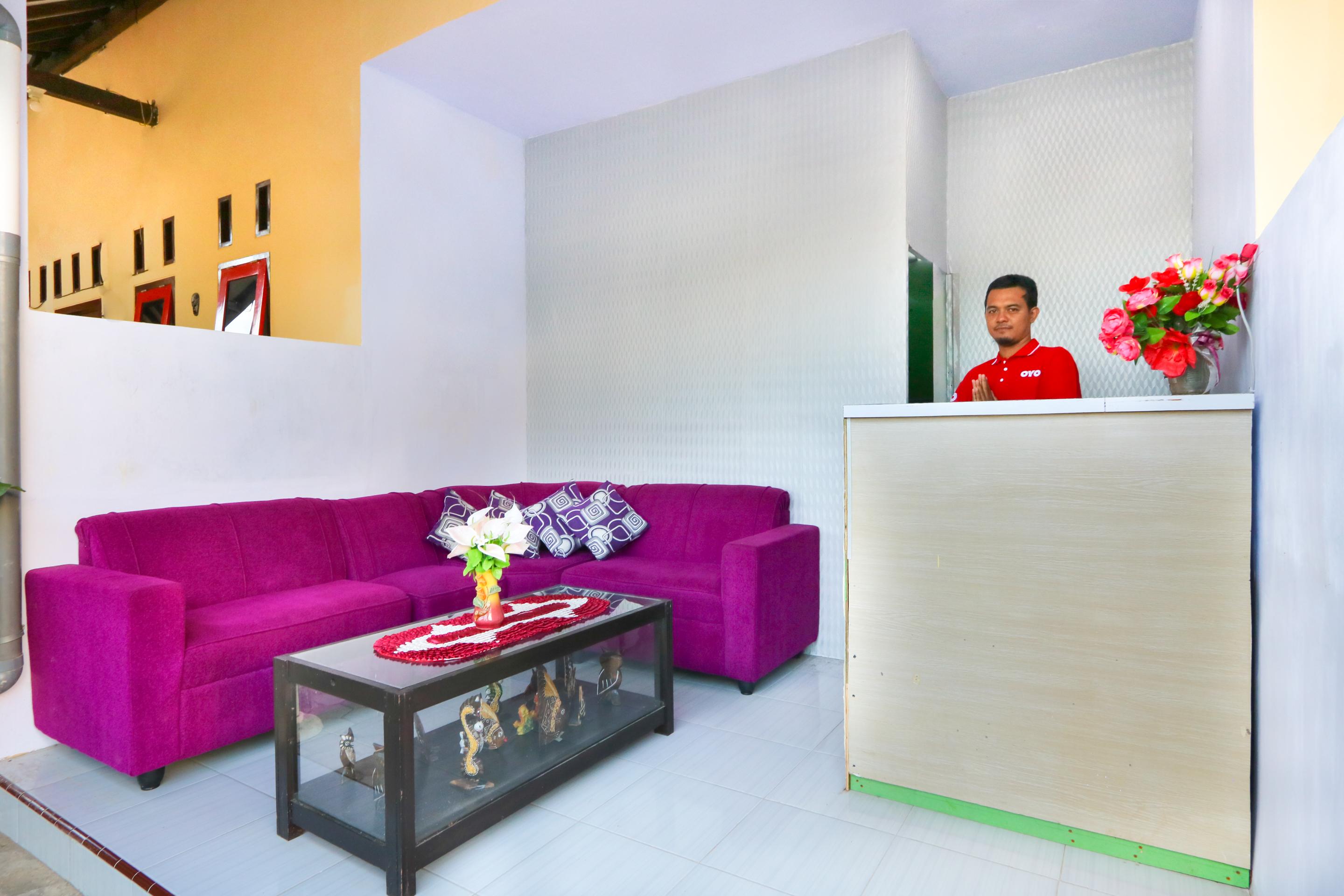 Reddoorz At El Shaday Homestay Banyuwangi Banyuwangi  Eksteriør billede
