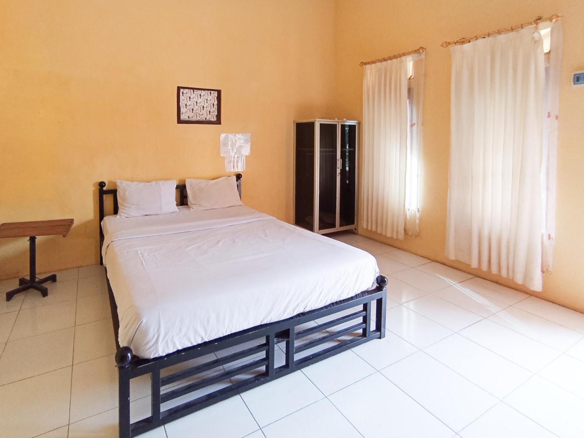 Reddoorz At El Shaday Homestay Banyuwangi Banyuwangi  Eksteriør billede