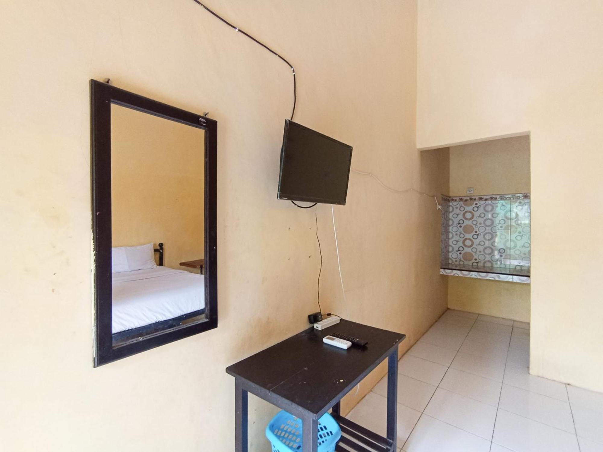 Reddoorz At El Shaday Homestay Banyuwangi Banyuwangi  Eksteriør billede