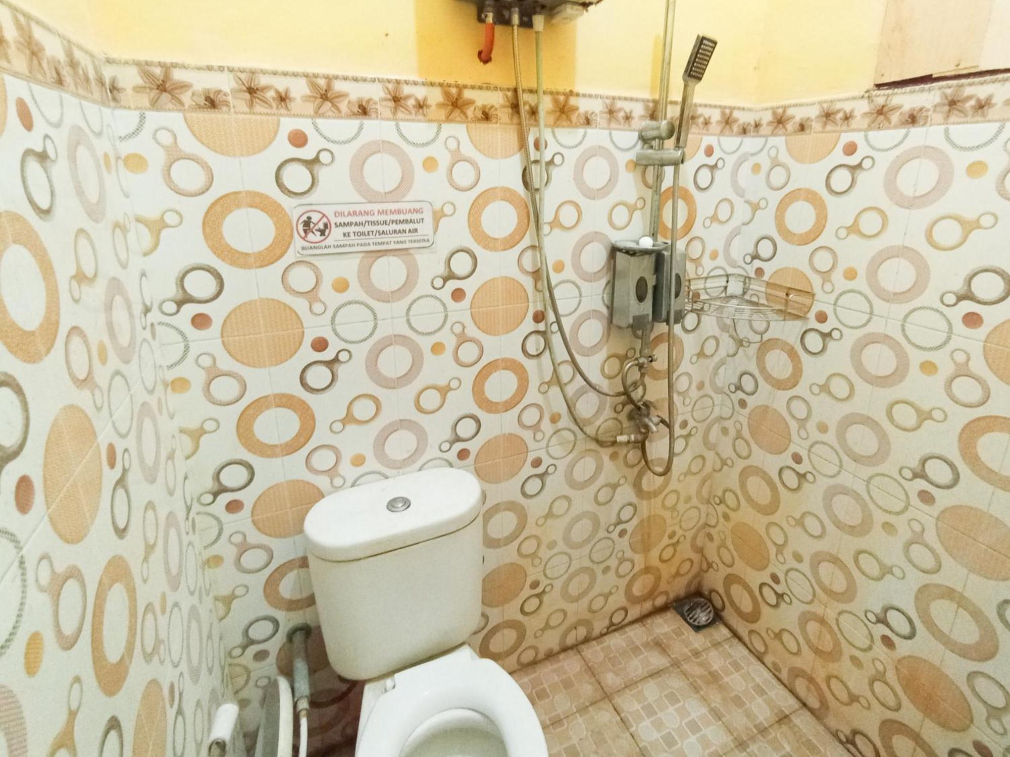 Reddoorz At El Shaday Homestay Banyuwangi Banyuwangi  Eksteriør billede